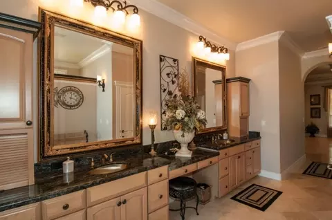 21065 Mars, Redding, CA 96003 photo 18