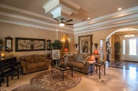 21065 Mars, Redding, CA 96003 photo 11
