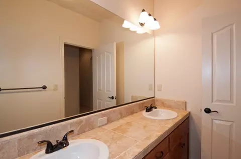 1494 Lear Way, Redding, CA 96001 photo 16