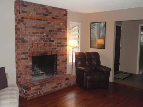 8855 Olney Park, Redding, CA 96001 photo 5