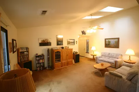 3993 Cirrus St, Redding, CA 96002 photo 5
