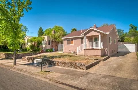1336 Olive Ave, Redding, CA 96001 photo 1