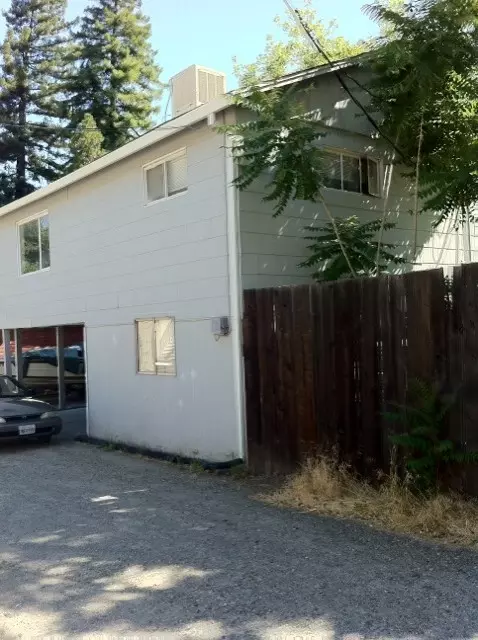 1028 California, Redding, CA 96001 photo 2