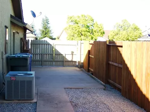 2827 Blue Bell Dr, Redding, CA 96001 photo 28