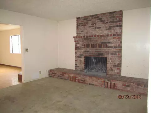 2084 Roxford Ct, Redding, CA 96001 photo 3