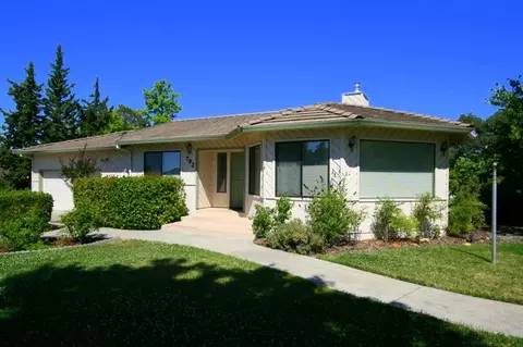 792 Blossom Ct, Redding, CA 96003 photo 3