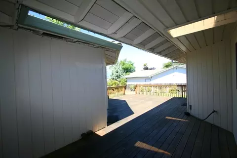 792 Blossom Ct, Redding, CA 96003 photo 20