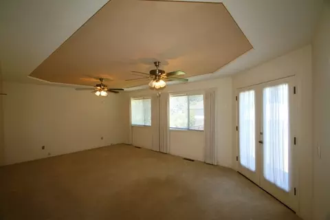 792 Blossom Ct, Redding, CA 96003 photo 9