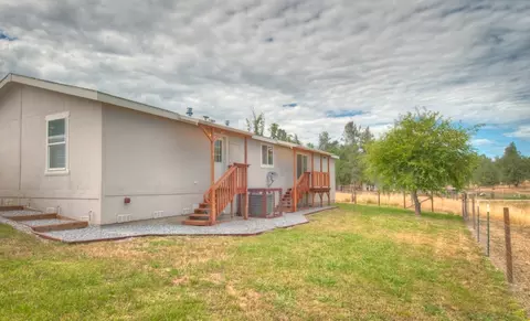 11951 Lewis, Redding, CA 96003 photo 24