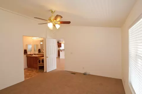 11951 Lewis, Redding, CA 96003 photo 14