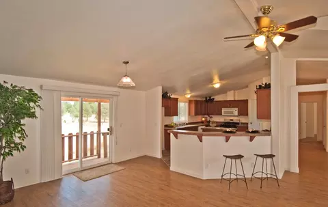 11951 Lewis, Redding, CA 96003 photo 5