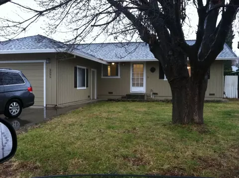 2595 Holly, Anderson, CA 96007 photo 1