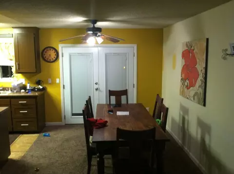 2595 Holly, Anderson, CA 96007 photo 3
