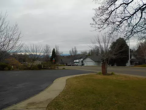 1600 Wisconsin Ave, Redding, CA 96001 photo 9