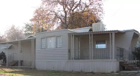 17823 Paradise Ln, Redding, CA 96003 photo 1