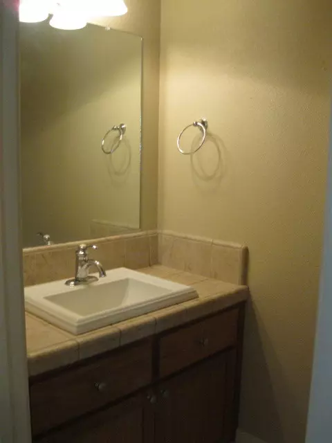 855 Fell St, Redding, CA 96001 photo 5