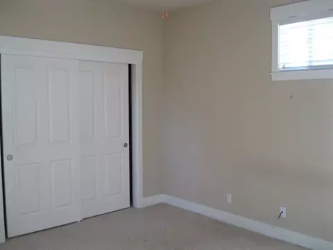 855 Fell St, Redding, CA 96001 photo 11