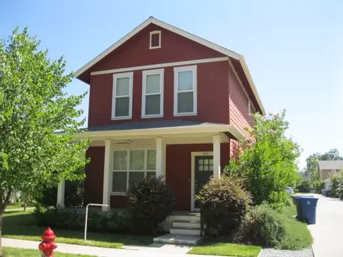 855 Fell St, Redding, CA 96001 photo 1