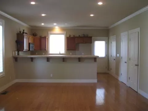 855 Fell St, Redding, CA 96001 photo 14