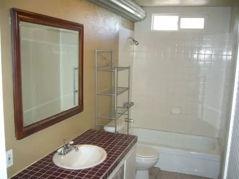 1335 Mistletoe Ln, Redding, CA 96002 photo 9