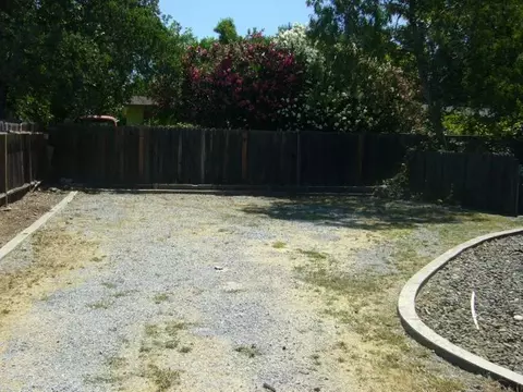 1335 Mistletoe Ln, Redding, CA 96002 photo 5