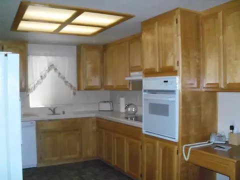 1716 Vineyard Trl, Redding, CA 96003 photo 11