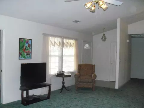1716 Vineyard Trl, Redding, CA 96003 photo 4