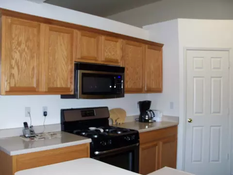 2155 Willow Glen Dr, Anderson, CA 96007 photo 2