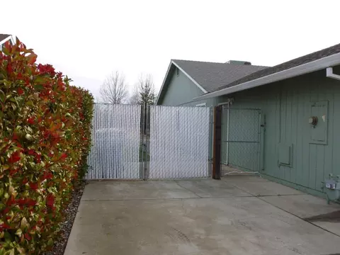 1639 Hominy Way, Redding, CA 96003 photo 19