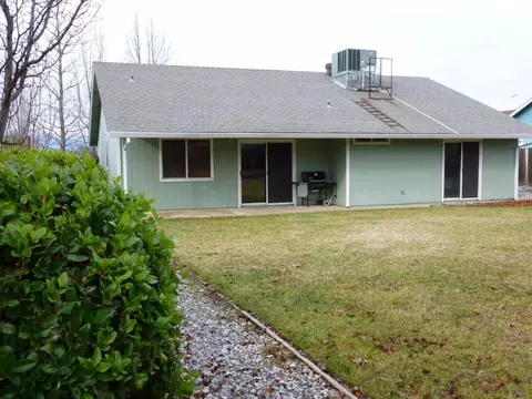 1639 Hominy Way, Redding, CA 96003 photo 18