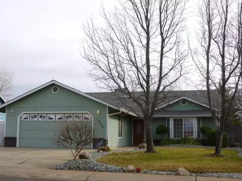 1639 Hominy Way, Redding, CA 96003 photo 1