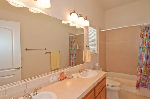 1017 Coggins St, Redding, CA 96003 photo 23