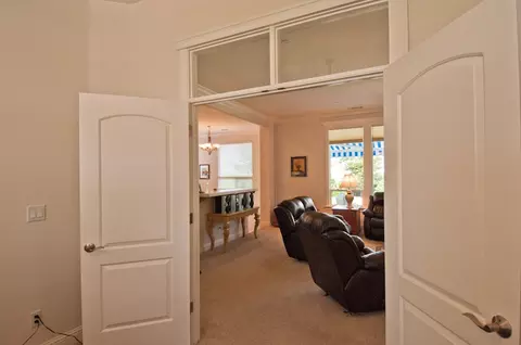 1017 Coggins St, Redding, CA 96003 photo 13