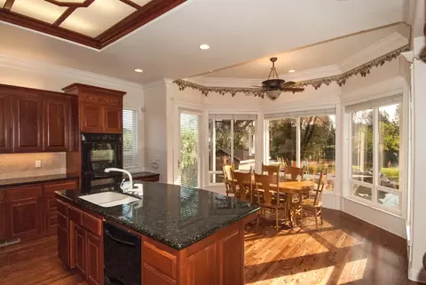 3445 Riverview Dr, Redding, CA 96001 photo 10