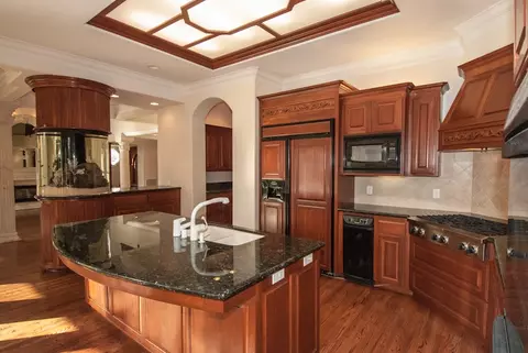 3445 Riverview Dr, Redding, CA 96001 photo 8