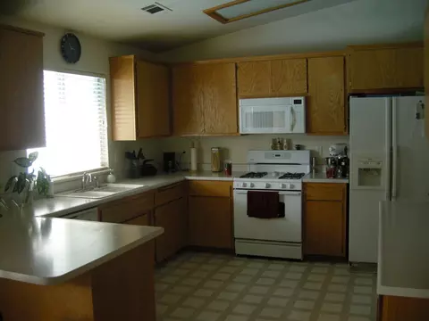 3399 Billings Ave, Redding, CA 96002 photo 2