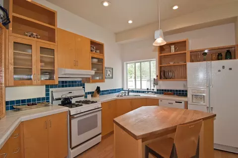 8287 Secluded Vly, Redding, CA 96001 photo 9