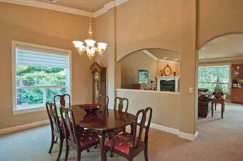 2962 Smith Riv, Redding, CA 96002 photo 4