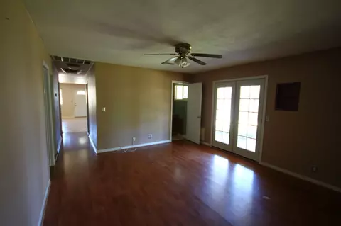 2345 Corona St, Redding, CA 96002 photo 7