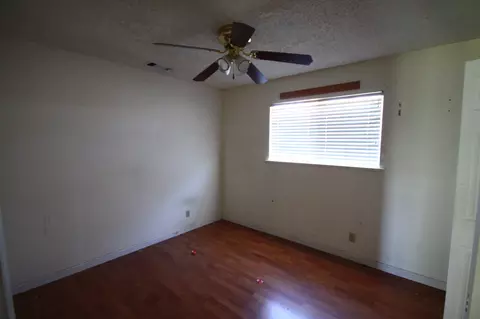 2345 Corona St, Redding, CA 96002 photo 9