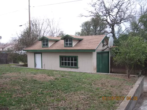 235 Beverly Dr, Red Bluff, CA 96080 photo 4
