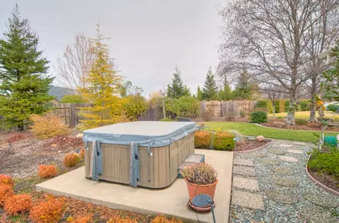2172 Lafayette Ct, Redding, CA 96003 photo 33