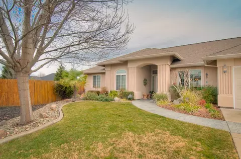2172 Lafayette Ct, Redding, CA 96003 photo 1