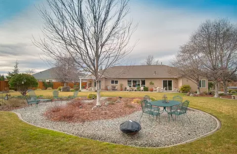 2172 Lafayette Ct, Redding, CA 96003 photo 37