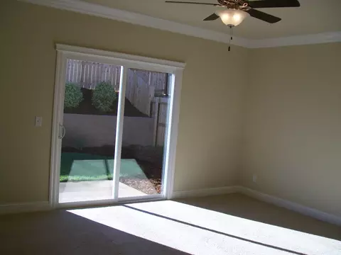 663 Rogue River Way, Redding, CA 96003 photo 18