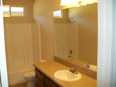 663 Rogue River Way, Redding, CA 96003 photo 14