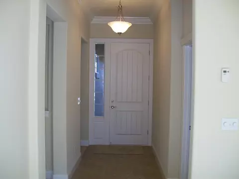 663 Rogue River Way, Redding, CA 96003 photo 3