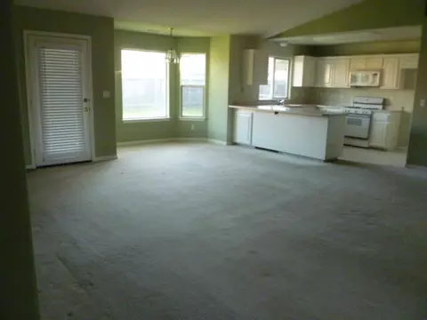 2765 Cobblestone, Anderson, CA 96007 photo 3