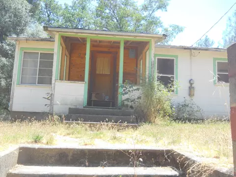 4726 Cedars Rd, Redding, CA 96001 photo 2