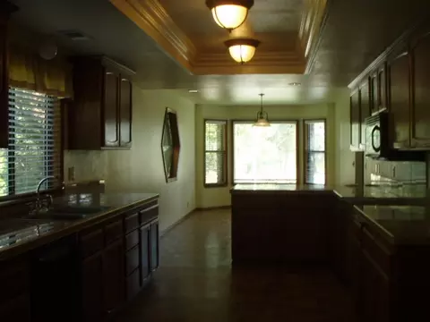 1699 Lakeside Dr, Redding, CA 96001 photo 5